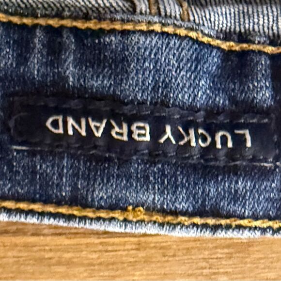 Lucky Brand style 410 athletic straight leg Stretch size 42 x 30 Jeans - Picture 8 of 13